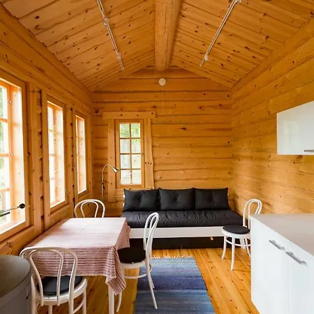 Puharniemi - Metso Villa Vesivehmaa